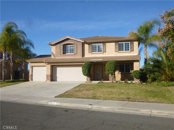 9349 Golden Lantern N, Riverside, CA 92508