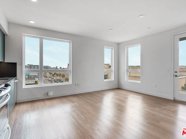 10601 Washington Boulevard , Unit 709, Los Angeles, CA 90232