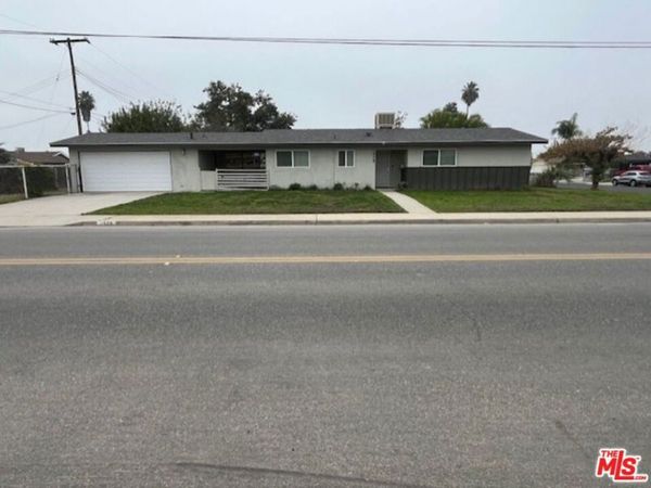 1909 Albany St , Delano, CA 93215