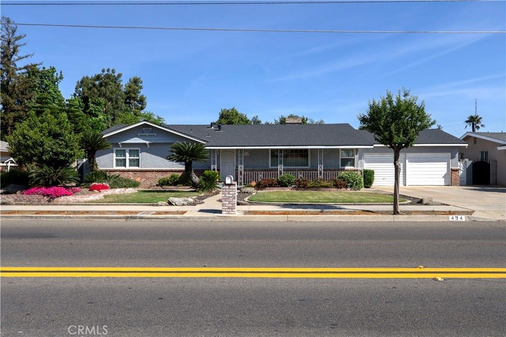 494 E Merritt Avenue , Tulare, CA 93274 Main Photo