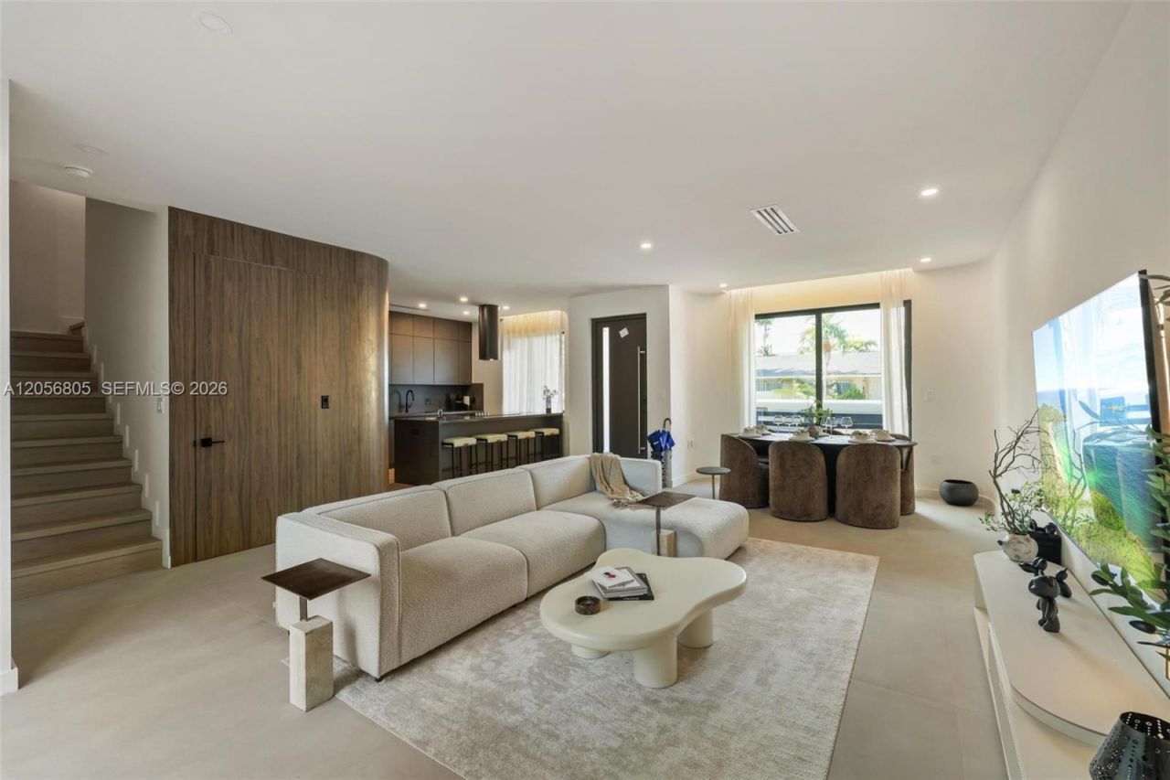 984 SW 10th St , Unit 1, Miami, FL 33130 Photo