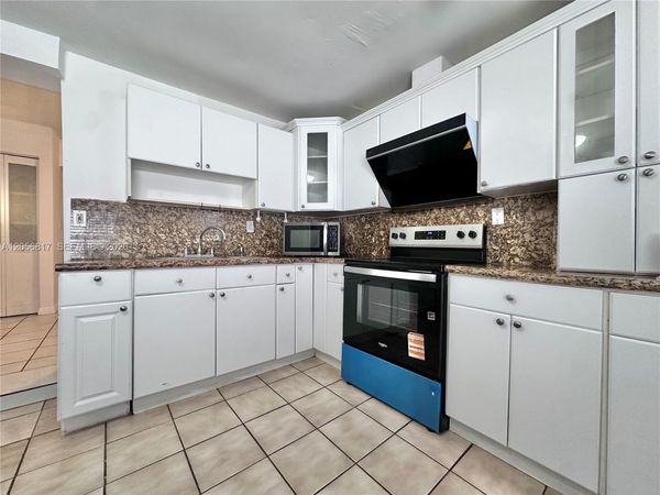 12021 SW 191st St , Unit 1, Miami, FL 33177