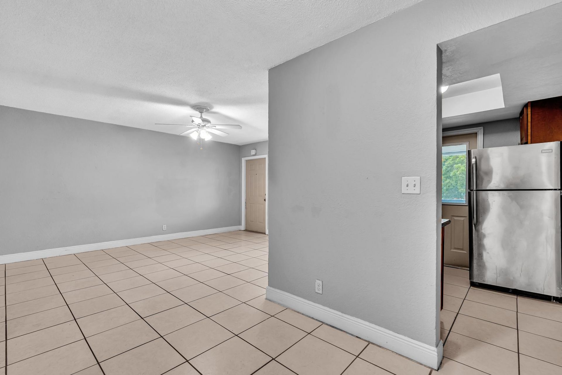626 SW 14th Avenue, Unit 212, Fort Lauderdale, FL 33312 Photo