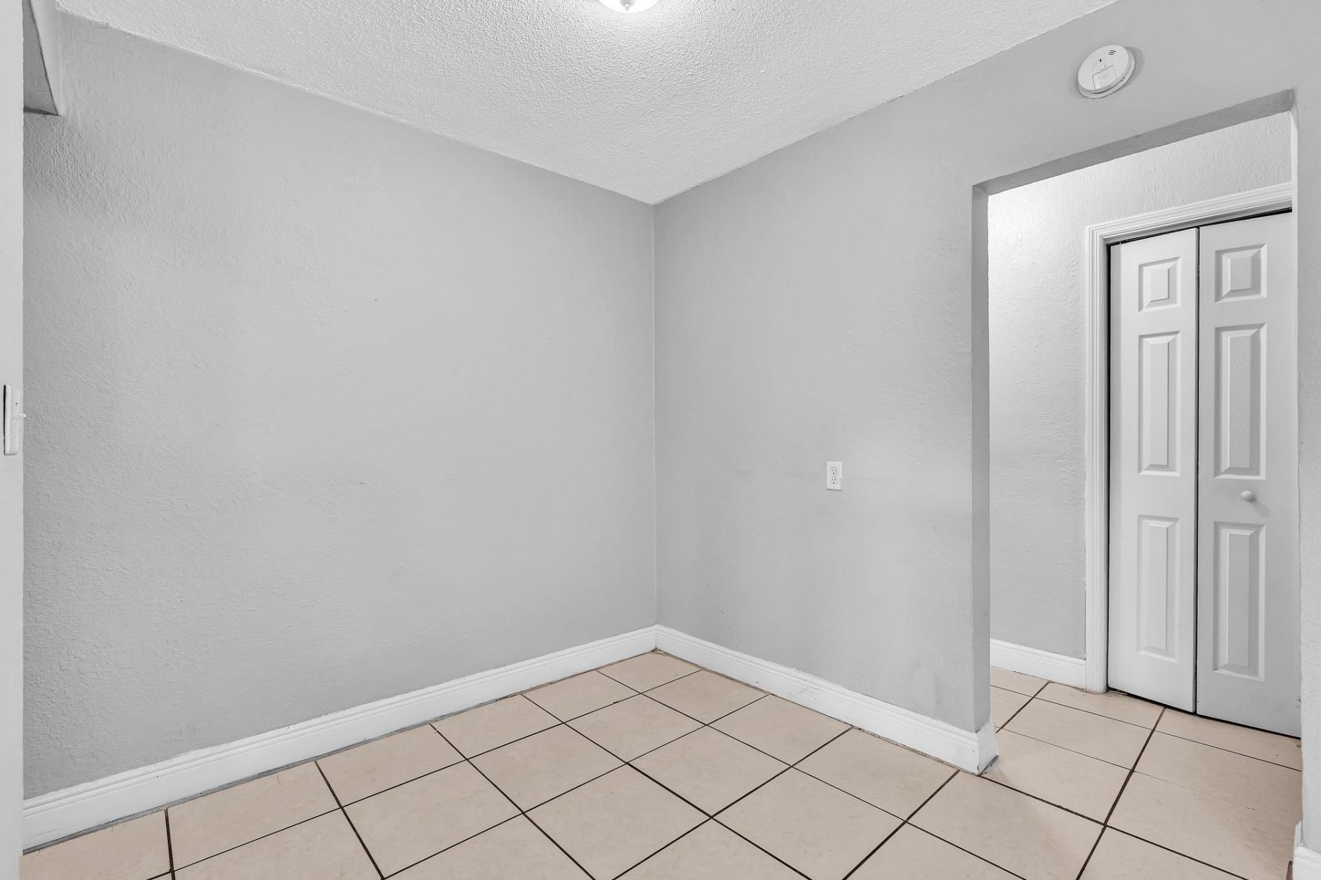 626 SW 14th Avenue, Unit 212, Fort Lauderdale, FL 33312 Photo