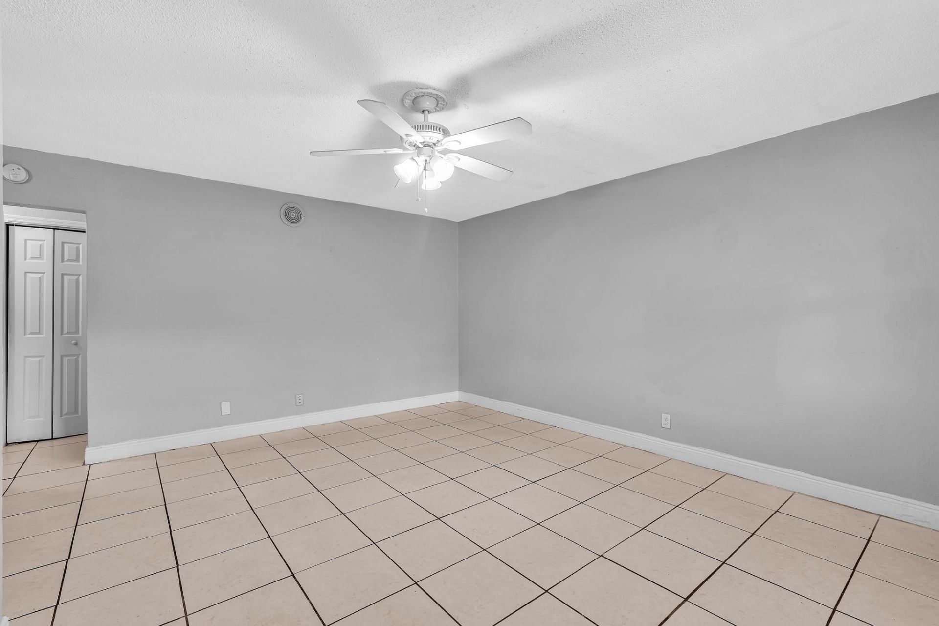 626 SW 14th Avenue, Unit 212, Fort Lauderdale, FL 33312 Photo