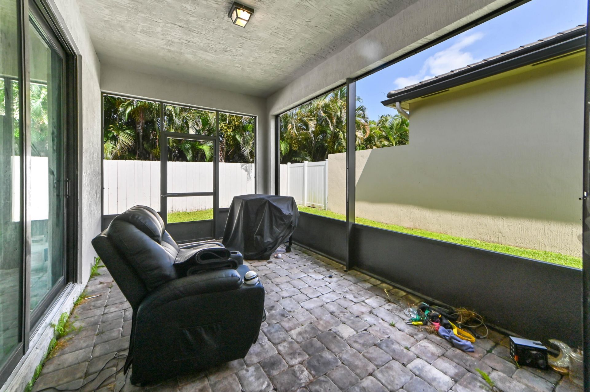 7461 Moonrise Drive, Lake Worth, FL 33467 Photo