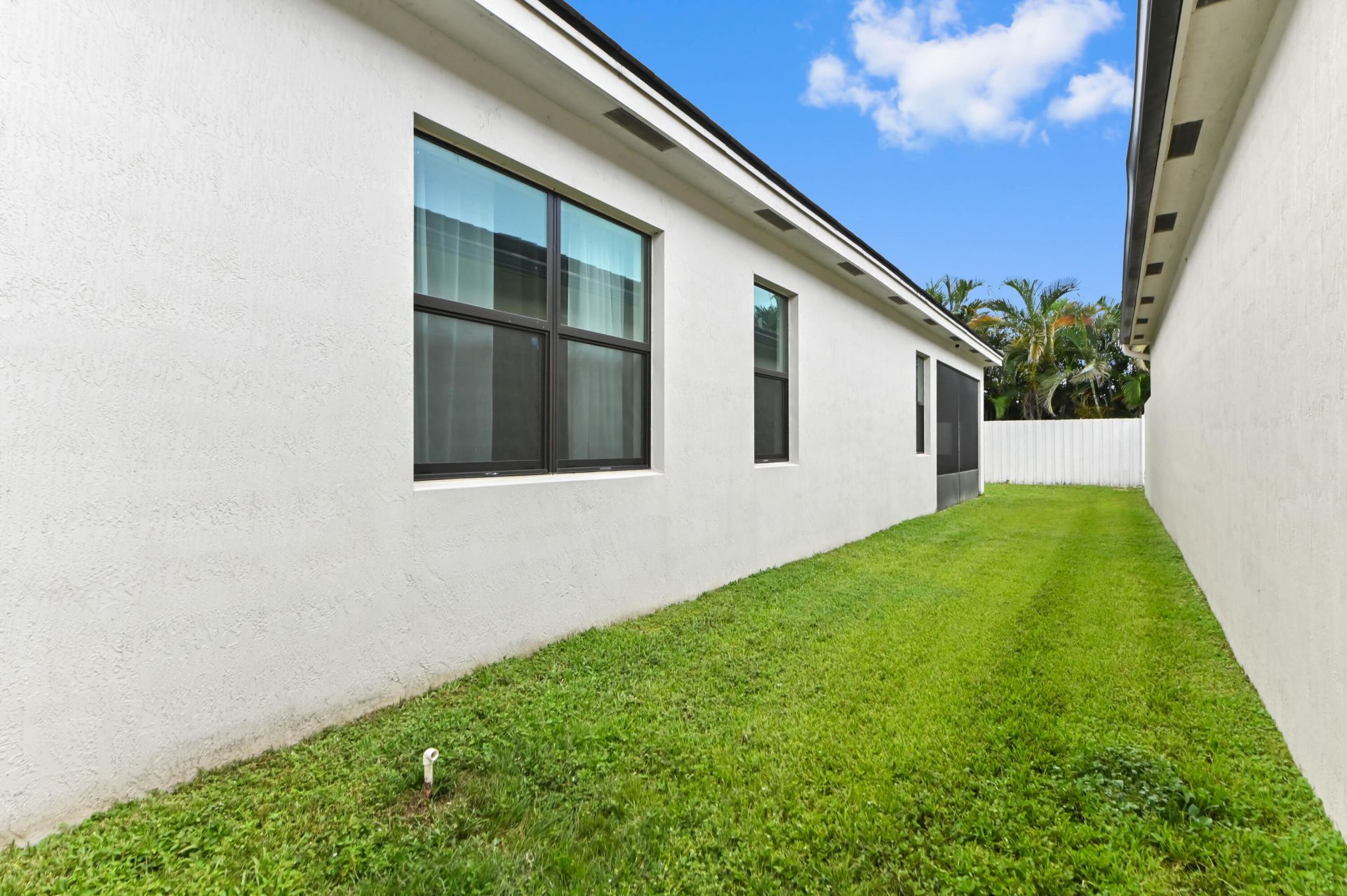 7461 Moonrise Drive, Lake Worth, FL 33467 Photo