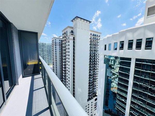 55 SW 9TH Street, Unit 2707, Miami, FL 33130