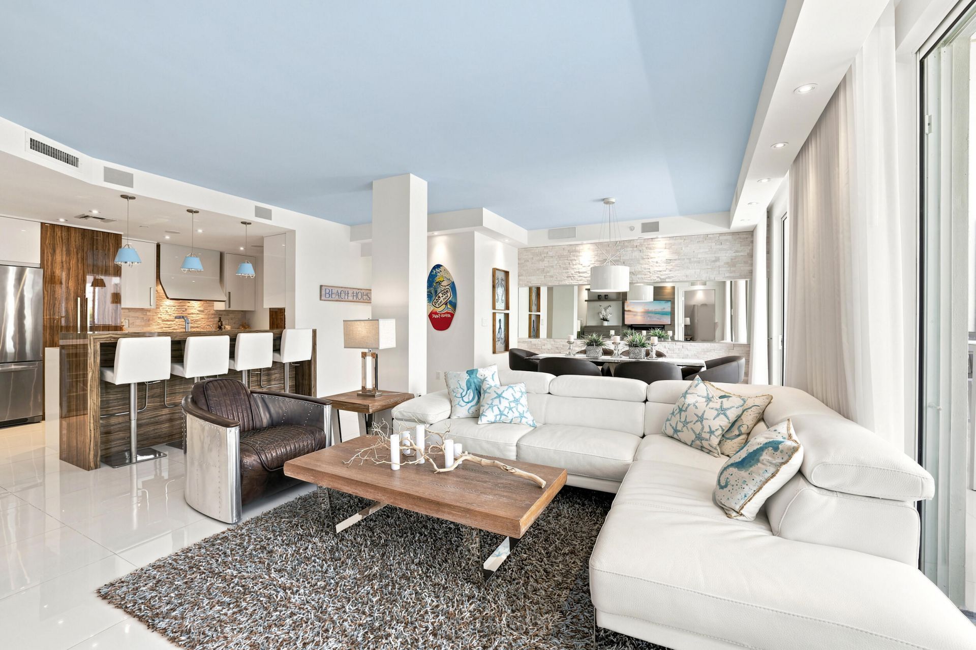 17100 N Bay Road, Unit 1401, Sunny Isles Beach, FL 33160 Photo