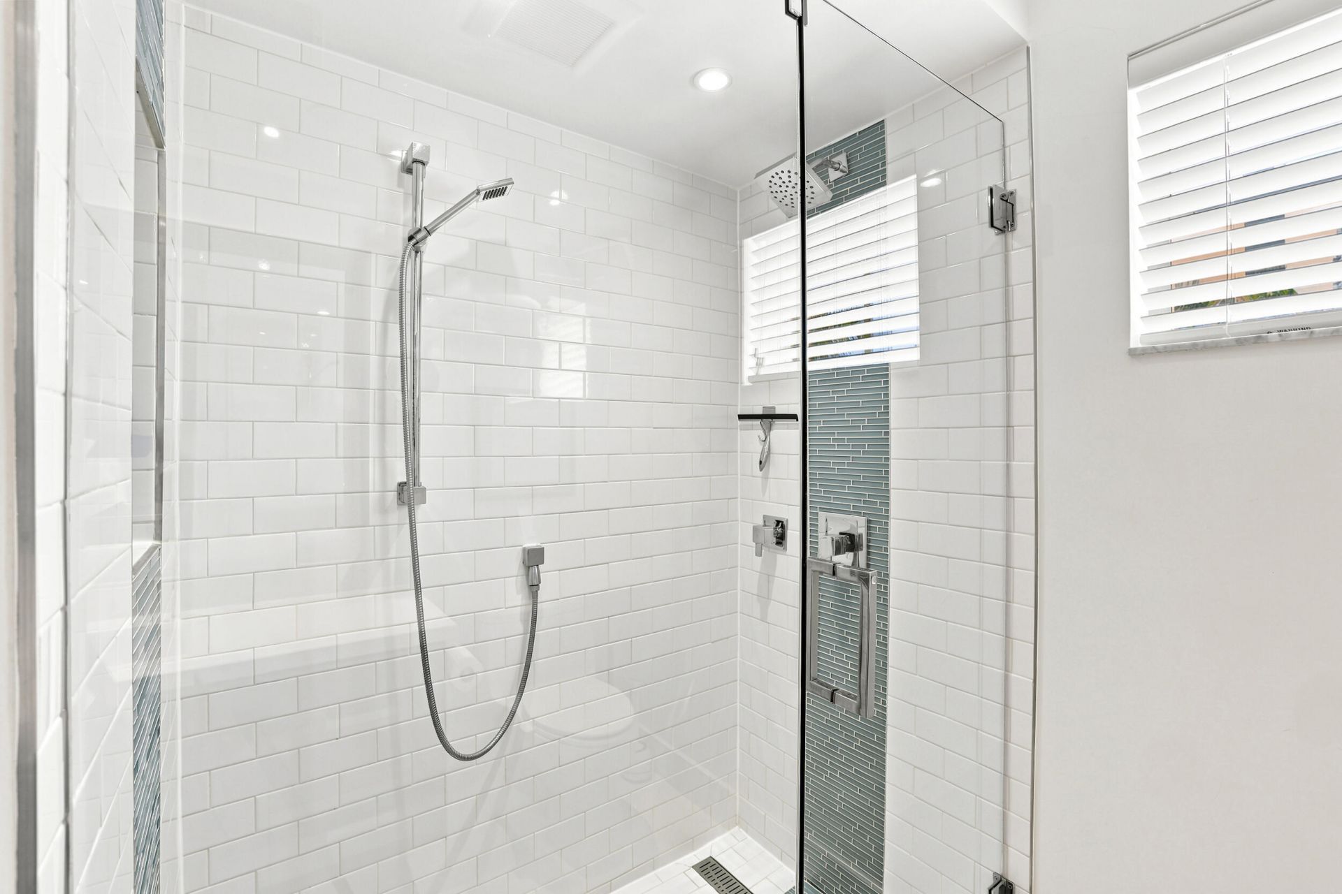 17100 N Bay Road, Unit 1401, Sunny Isles Beach, FL 33160 Photo