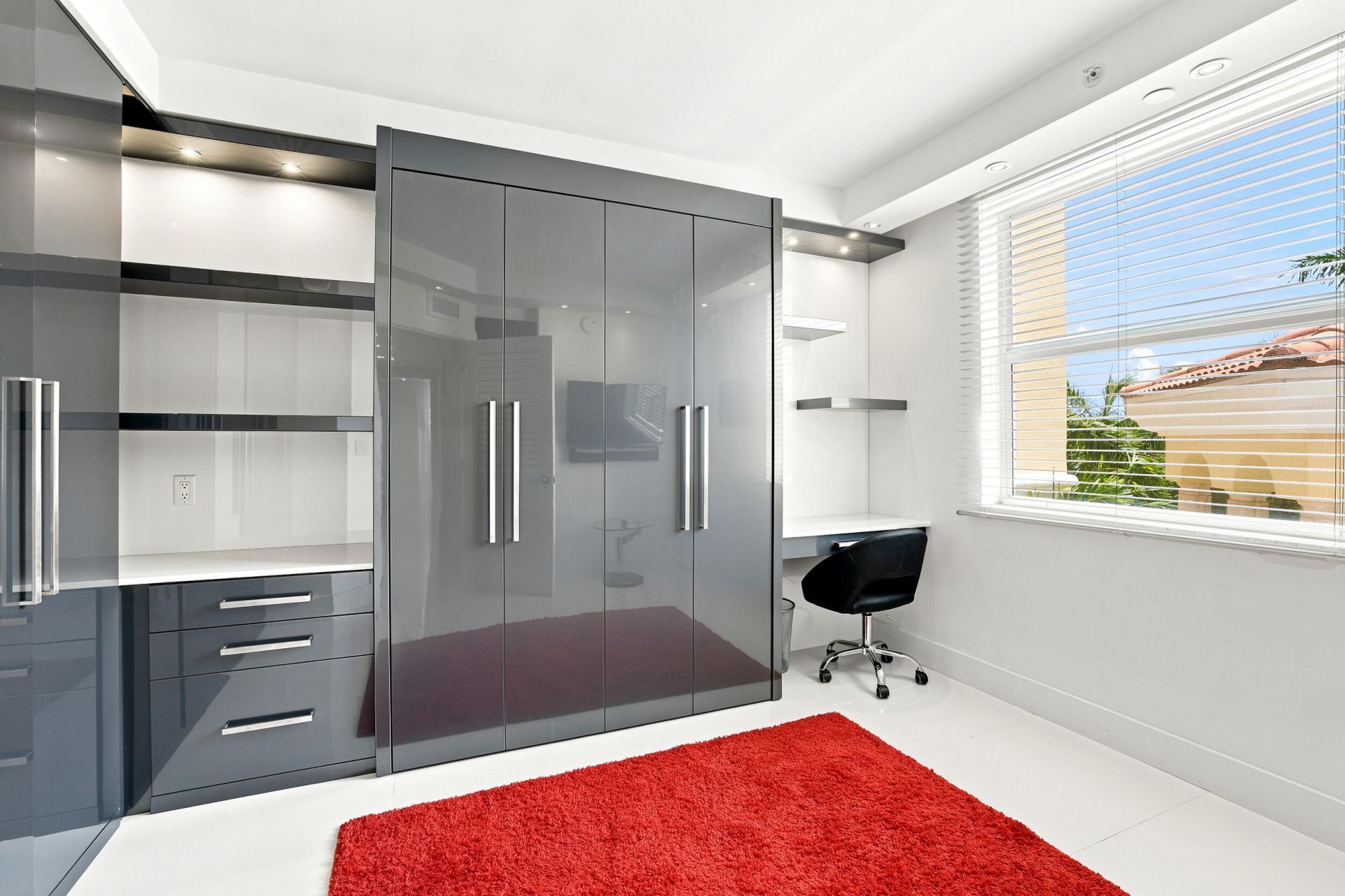 17100 N Bay Road, Unit 1401, Sunny Isles Beach, FL 33160 Photo