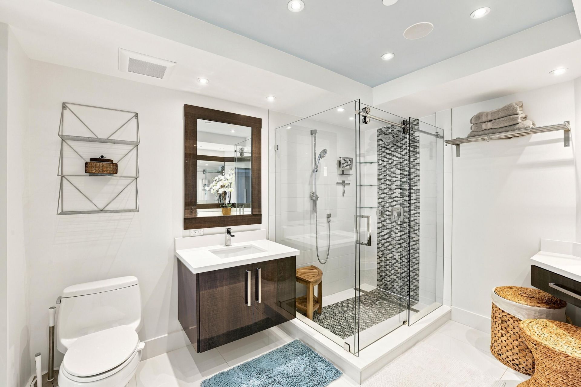 17100 N Bay Road, Unit 1401, Sunny Isles Beach, FL 33160 Photo