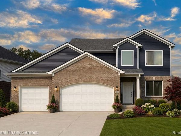 53249 Woodland Meadows, Chesterfield Twp, MI 48047