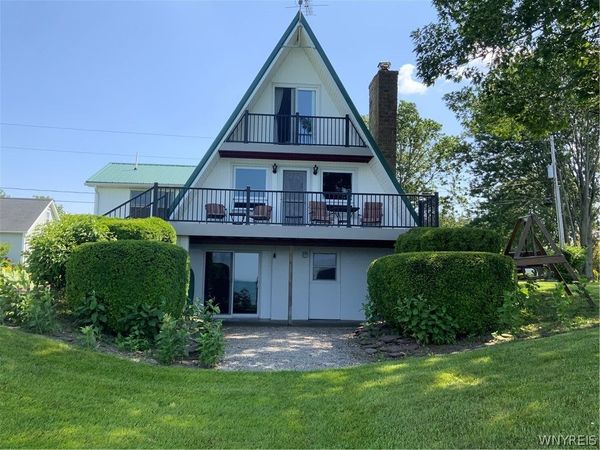 10639 Lakeshore Rd., Lyndonville, NY 14098