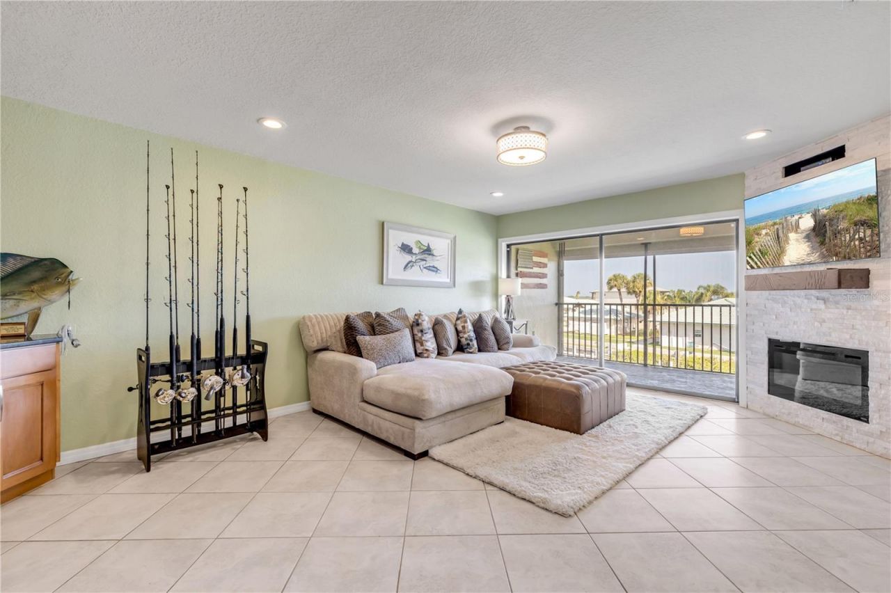 2100 N Peninsula Avenue , Unit 305, New Smyrna Beach, FL 32169 Photo