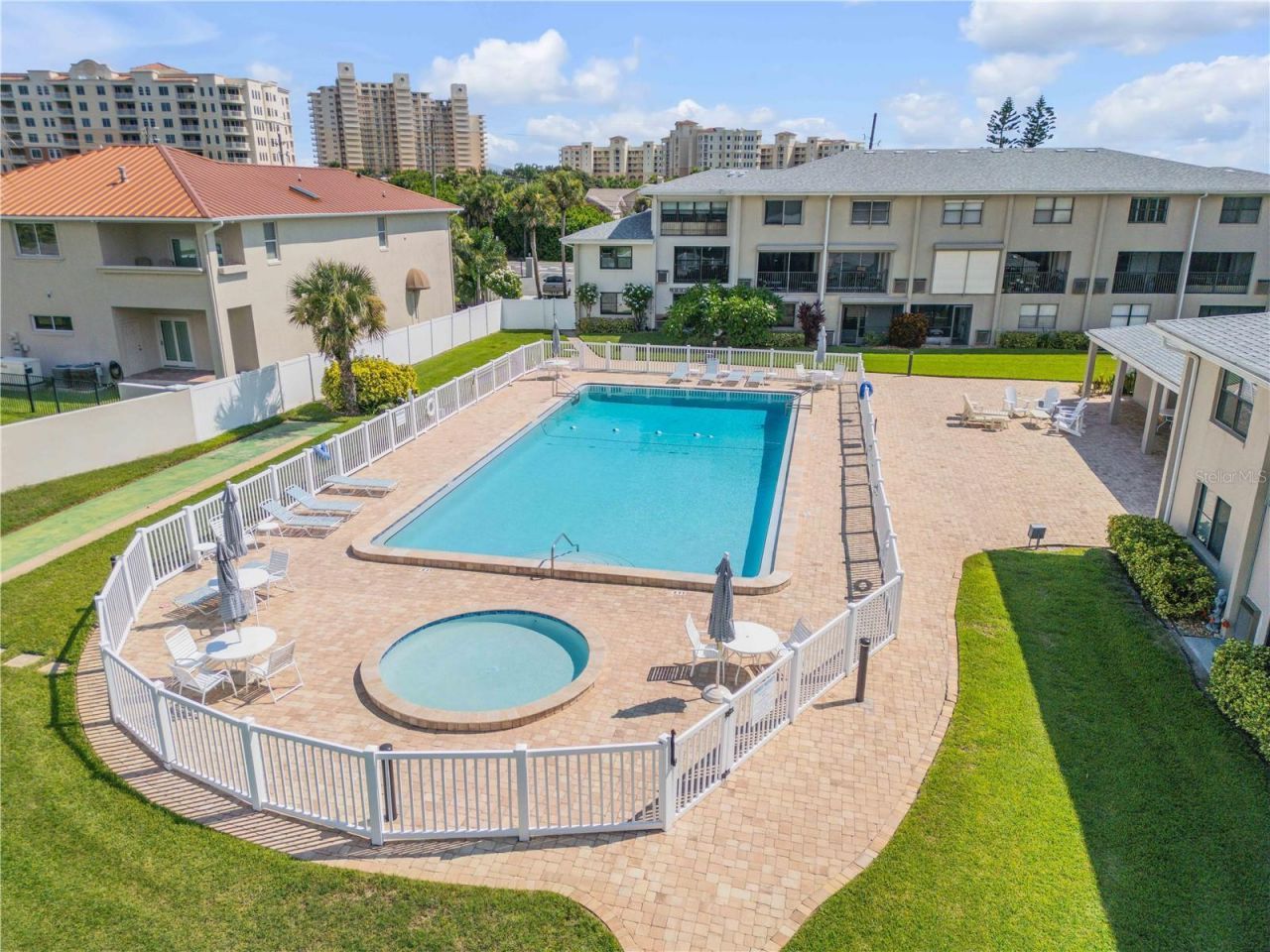 2100 N Peninsula Avenue , Unit 305, New Smyrna Beach, FL 32169 Photo