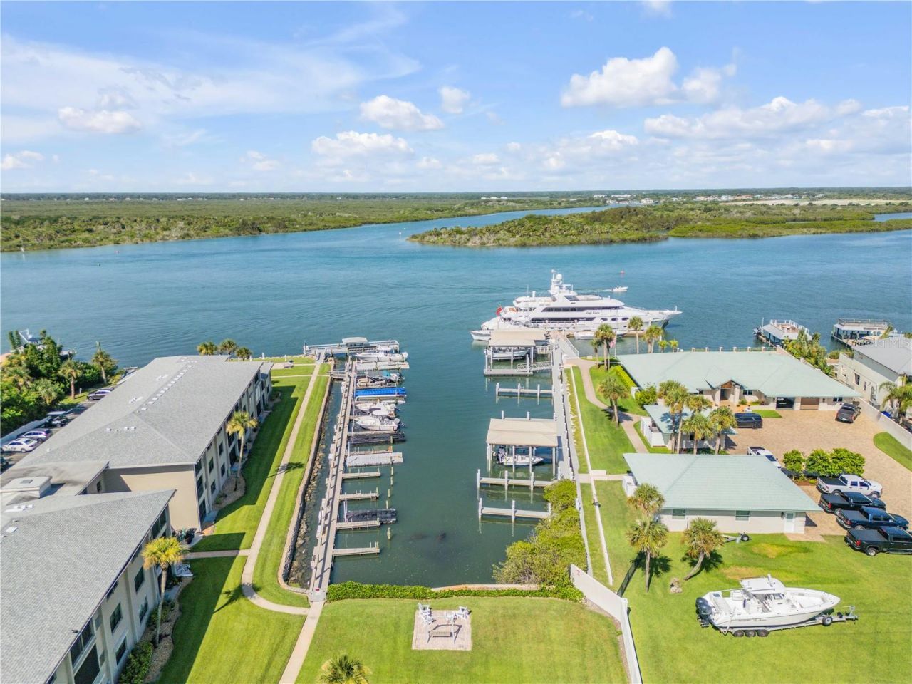 2100 N Peninsula Avenue , Unit 305, New Smyrna Beach, FL 32169 Photo