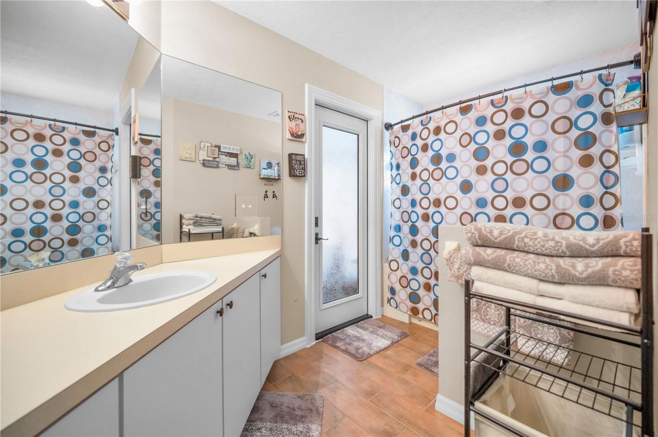 7951 Roundelay Drive, New Port Richey, FL 34654 Photo