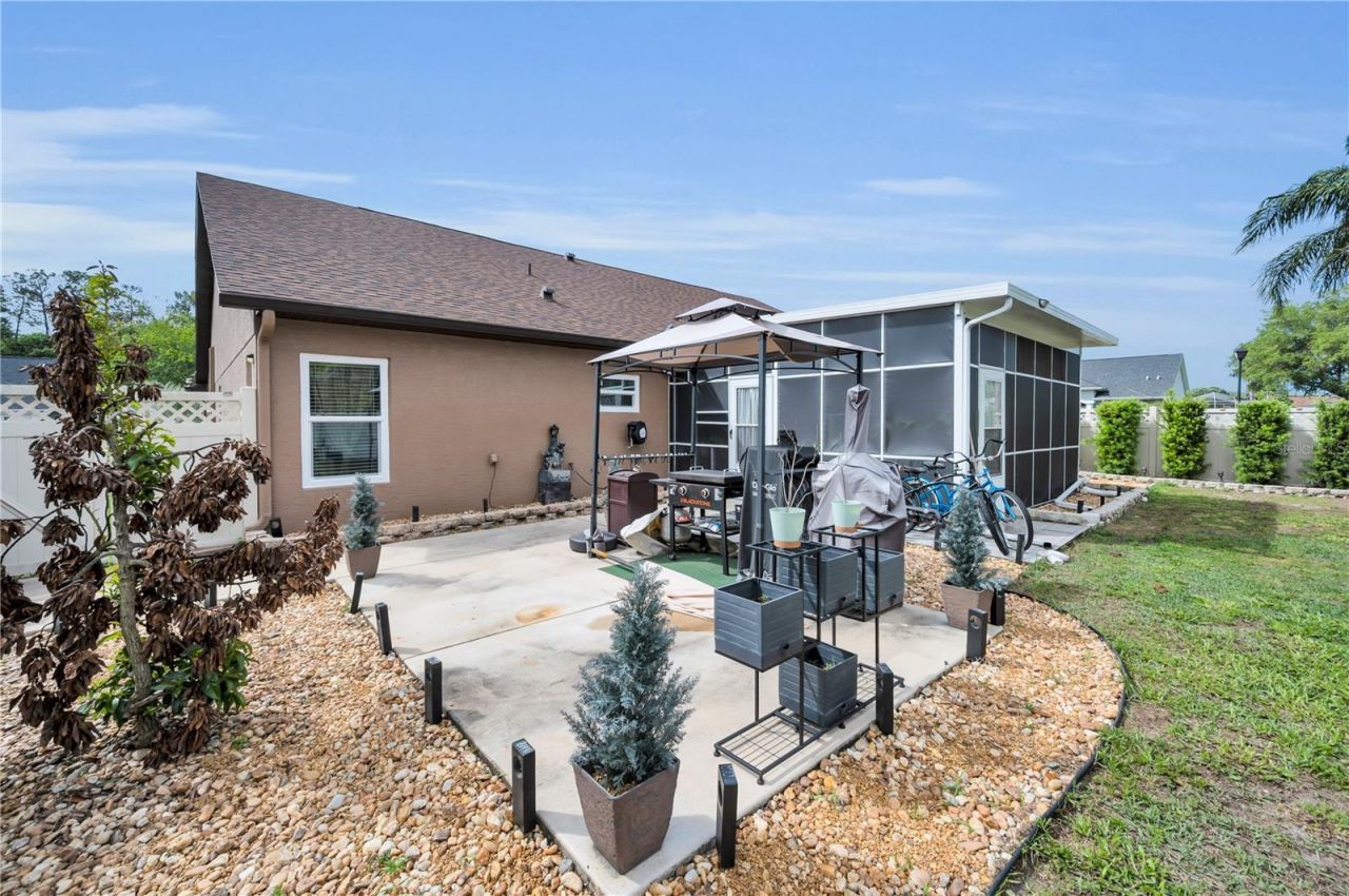 7951 Roundelay Drive, New Port Richey, FL 34654 Photo