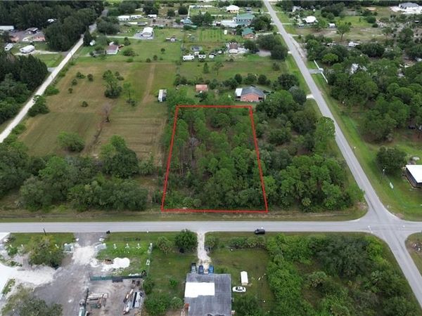 287 Avenida Del Sur , CLEWISTON, FL 33440