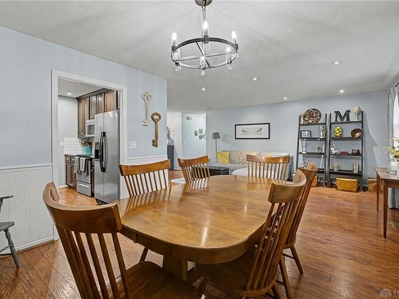 1250 Kentshire Drive, Dayton, OH 45459 Photo 12