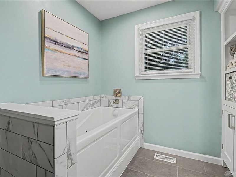 1250 Kentshire Drive, Dayton, OH 45459 Photo 37