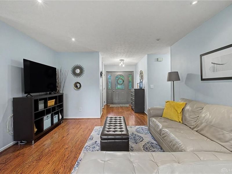 1250 Kentshire Drive, Dayton, OH 45459 Photo 8