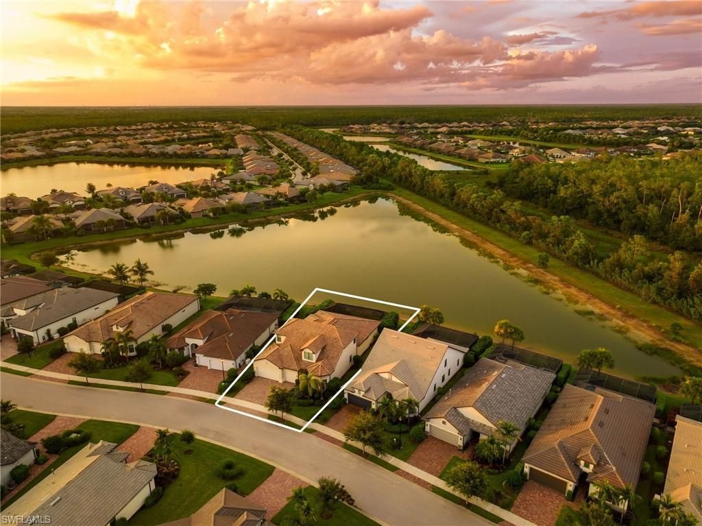 7759 Winding Cypress Dr, Naples, FL 34114 Photo