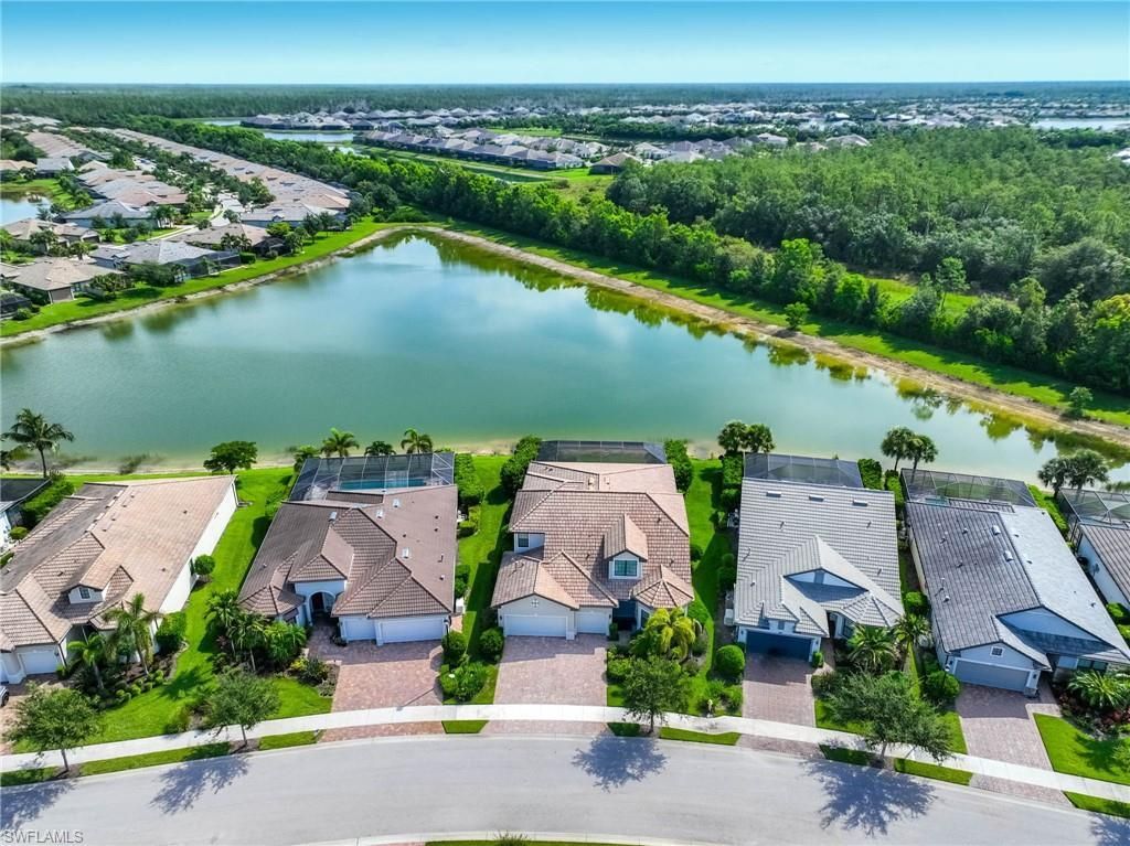 7759 Winding Cypress Dr, Naples, FL 34114 Photo