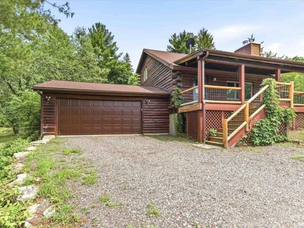 W9988 River Oaks Road, Poynette, WI 53955