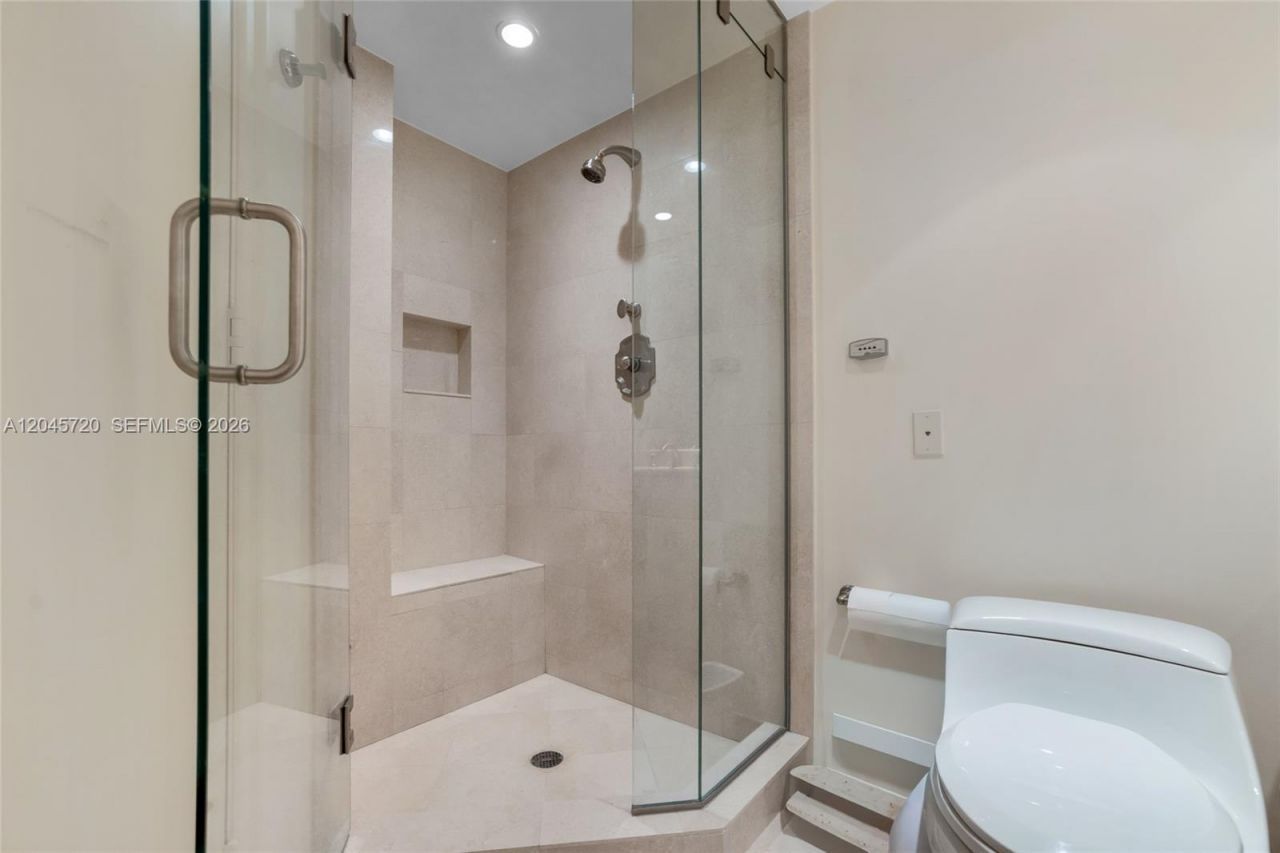 20155 NE 38th Ct , Unit 904, Aventura, FL 33180 Photo
