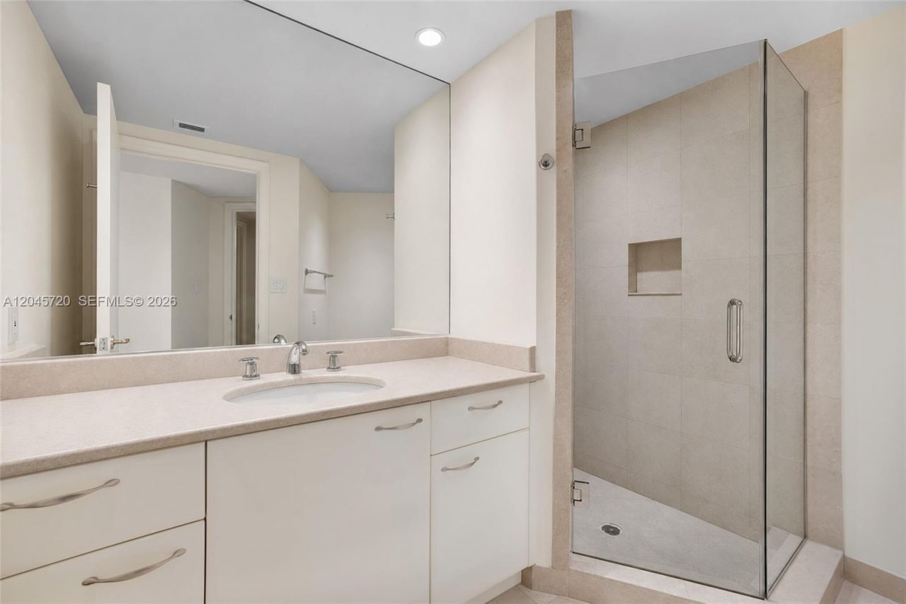 20155 NE 38th Ct , Unit 904, Aventura, FL 33180 Photo