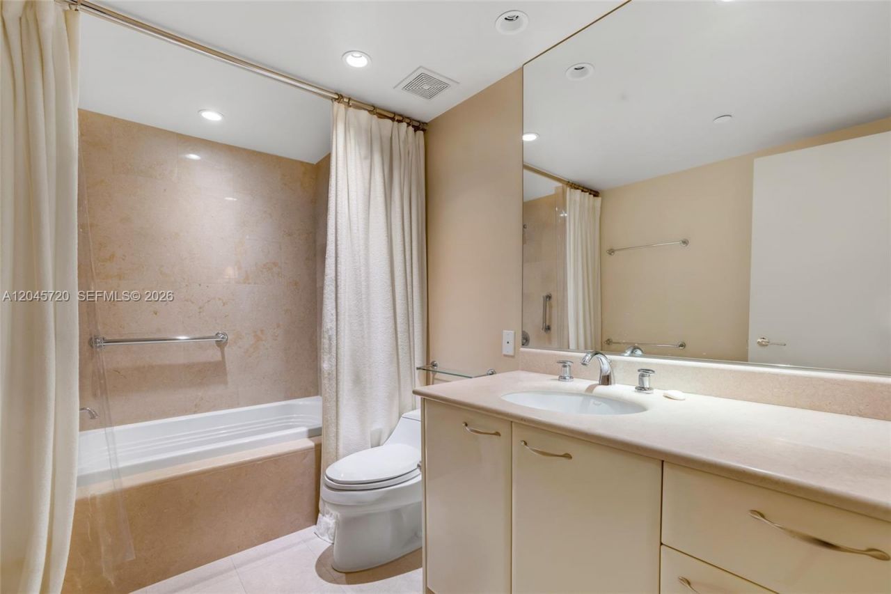 20155 NE 38th Ct , Unit 904, Aventura, FL 33180 Photo