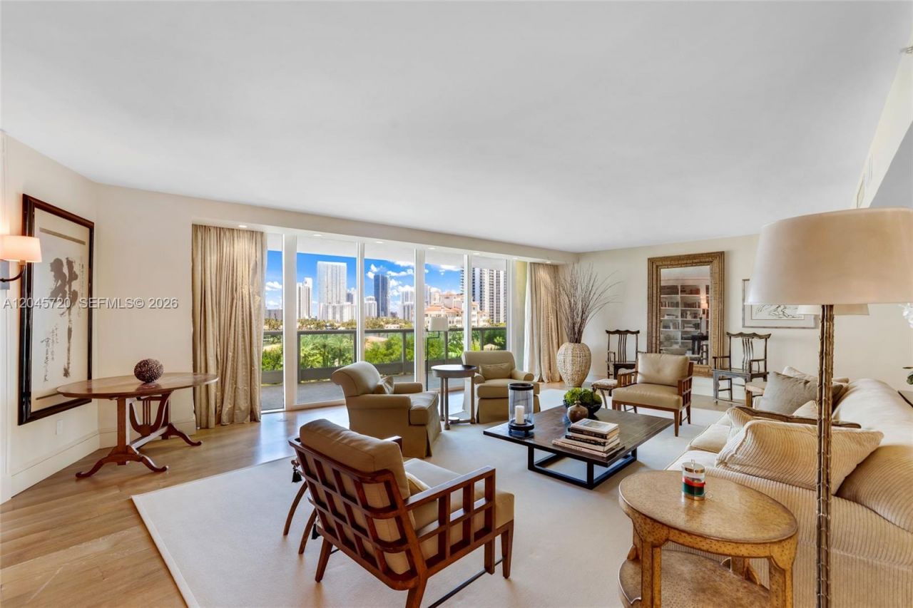 20155 NE 38th Ct , Unit 904, Aventura, FL 33180 Photo