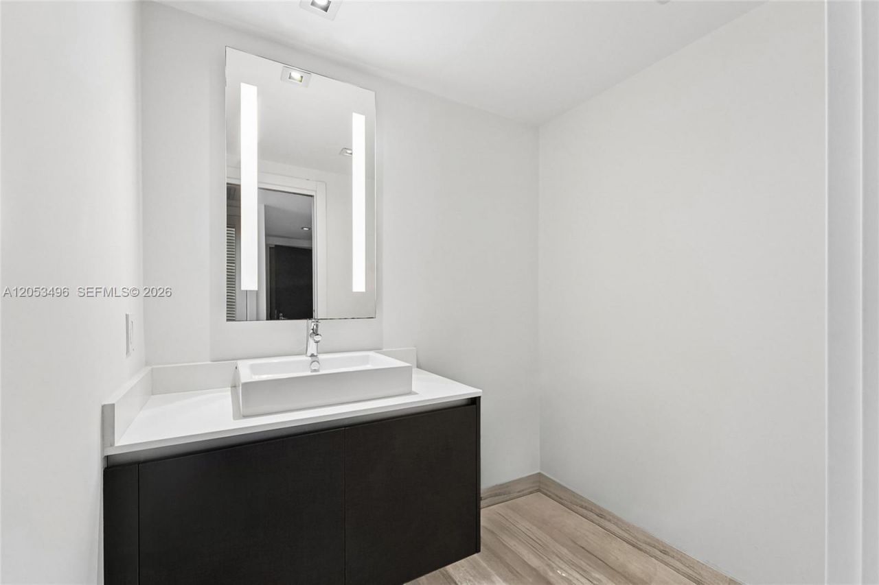 1451 Brickell Ave , Unit 2306, Miami, FL 33131 Photo
