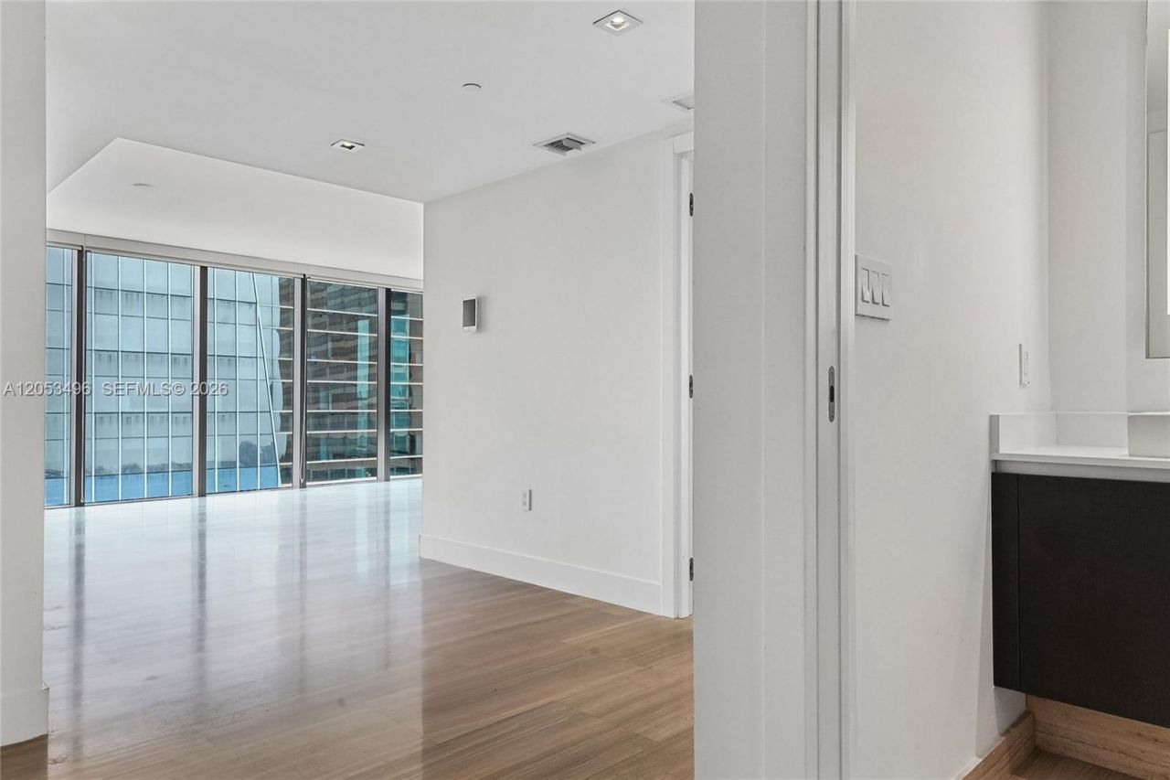 1451 Brickell Ave , Unit 2306, Miami, FL 33131 Photo