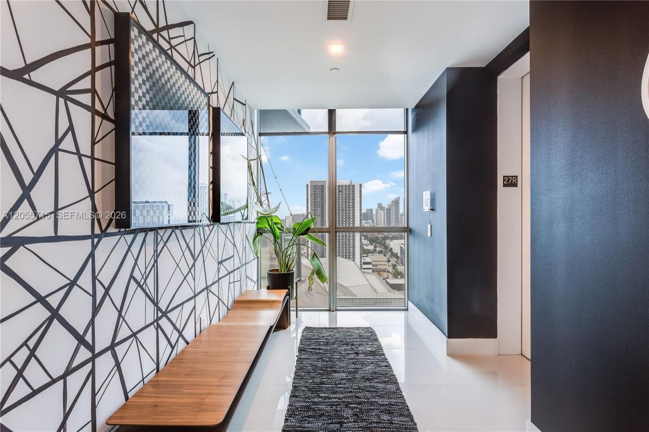 1100 Biscayne Blvd , Unit 2708, Miami, FL 33132 Photo