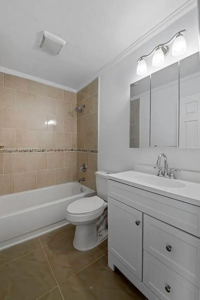 899 S Normandy , Unit 899, Delray Beach, FL 33484 Photo