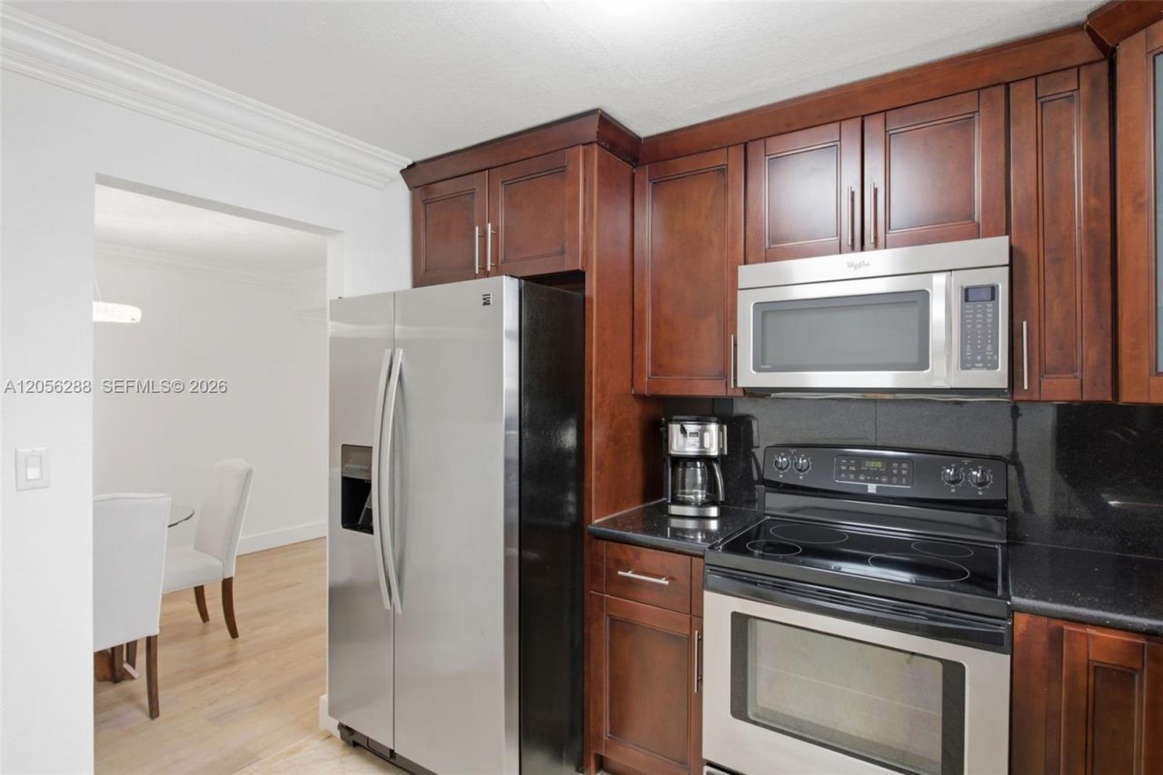 18181 NE 31st Ct, Unit 807, Aventura, FL 33160 Photo