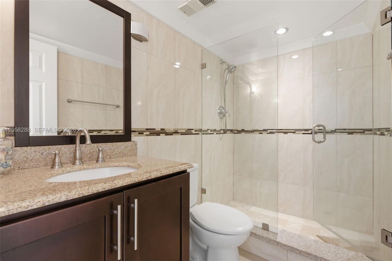 18181 NE 31st Ct, Unit 807, Aventura, FL 33160 Photo