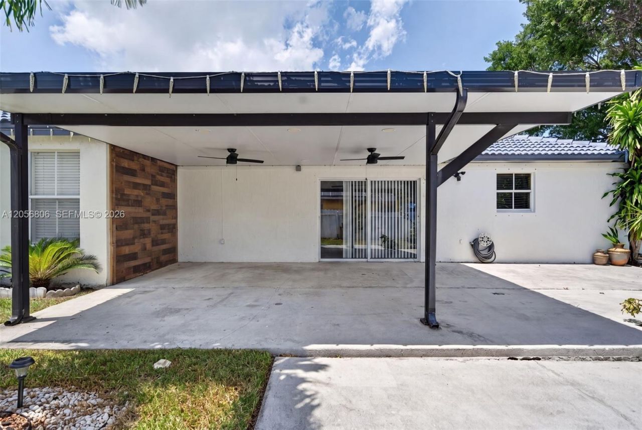 10704 SW 167th St, Miami, FL 33157 Photo