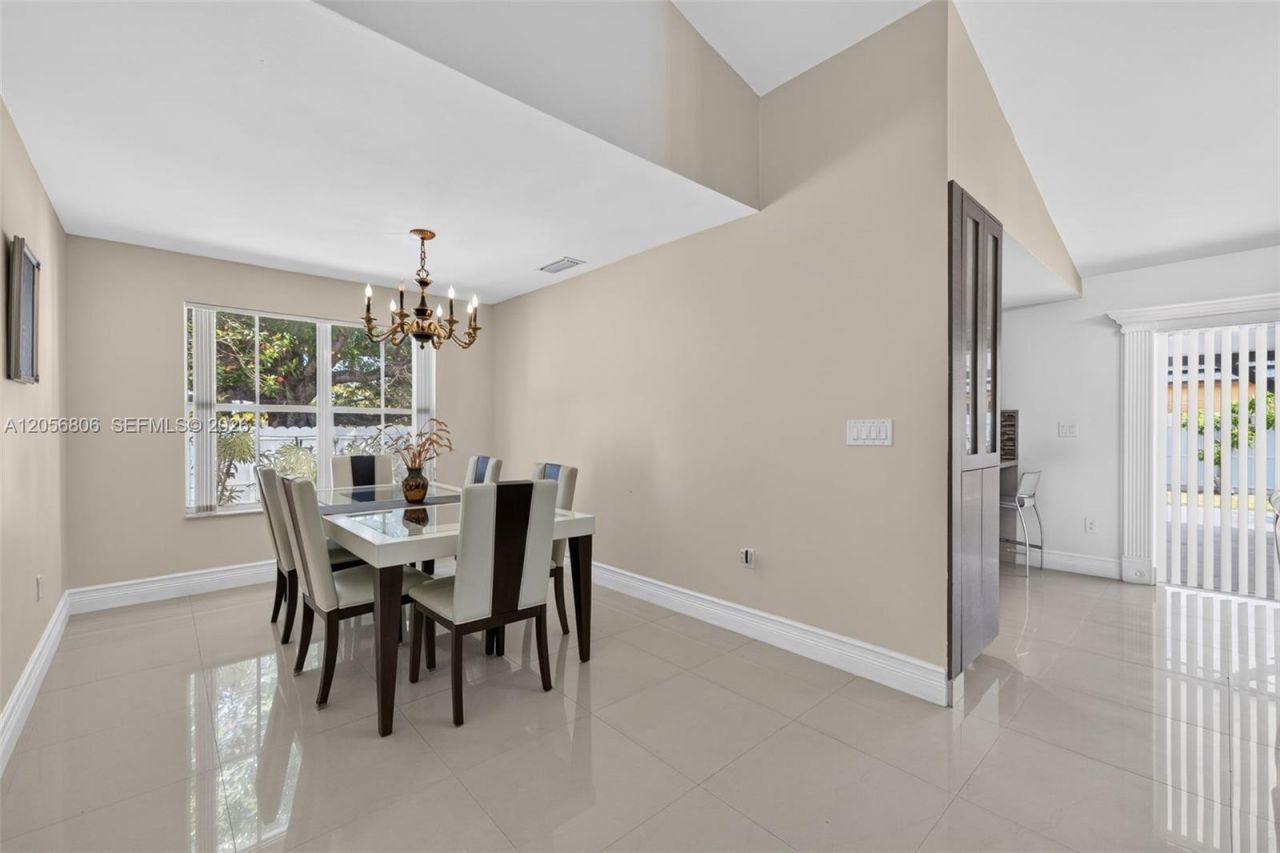 10704 SW 167th St, Miami, FL 33157 Photo