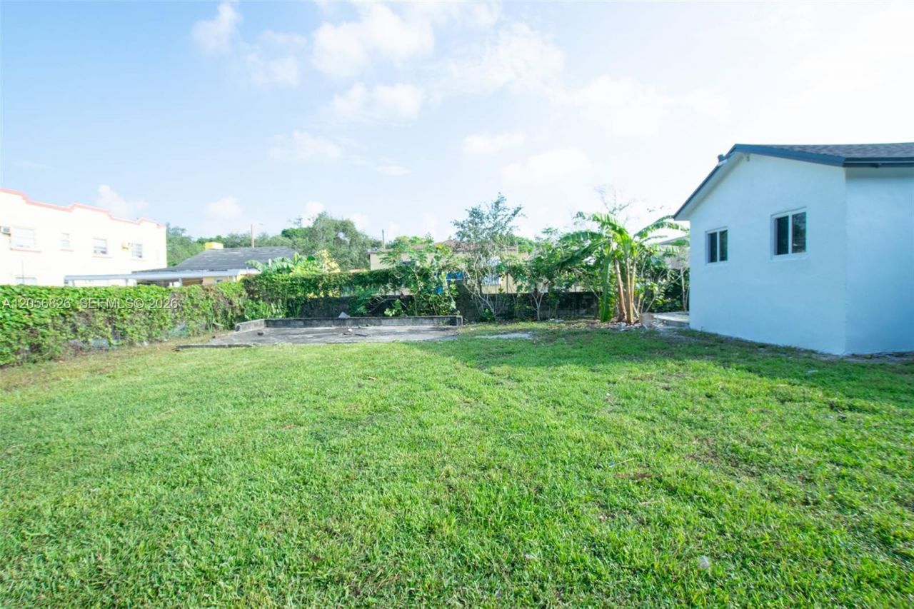 2324 NW 14th Ave , Miami, FL 33142 Photo
