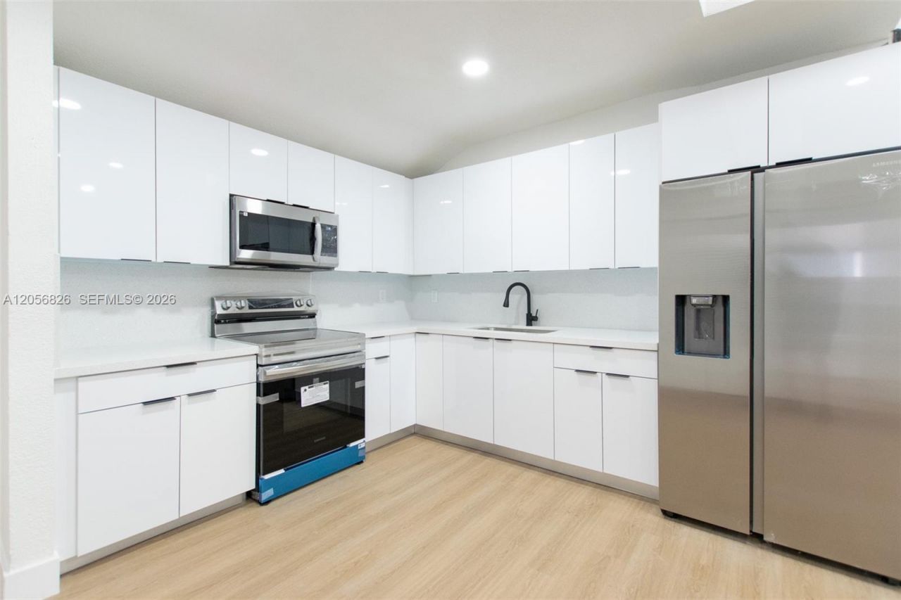 2324 NW 14th Ave , Miami, FL 33142 Photo