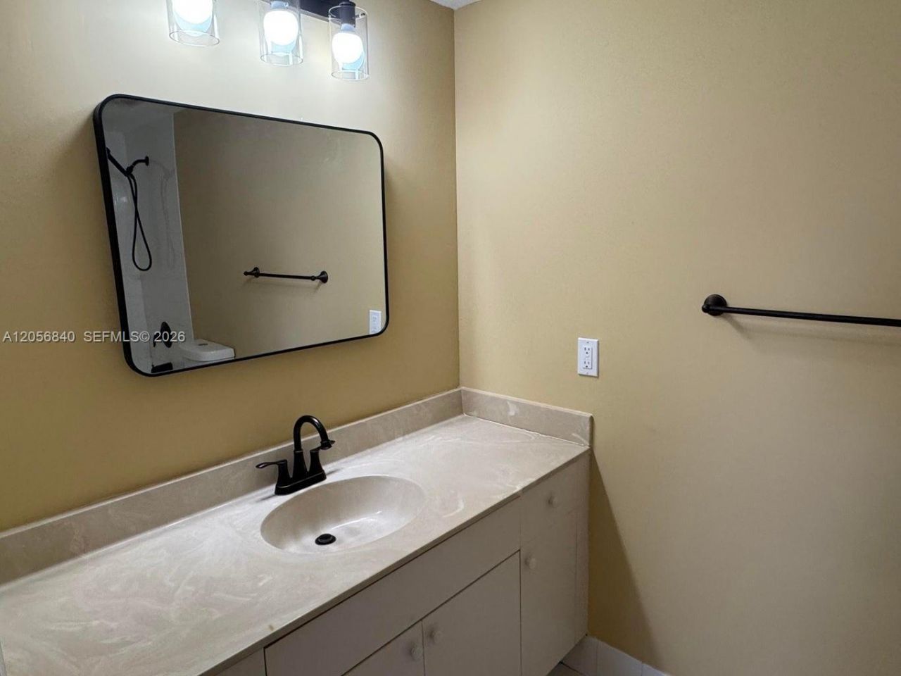 1133 Golden Lakes Blvd, Unit 812, West Palm Beach, FL 33411 Photo
