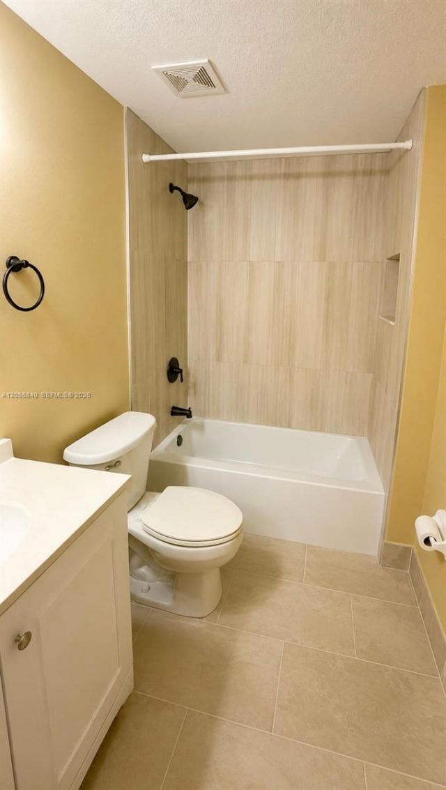 1133 Golden Lakes Blvd, Unit 812, West Palm Beach, FL 33411 Photo
