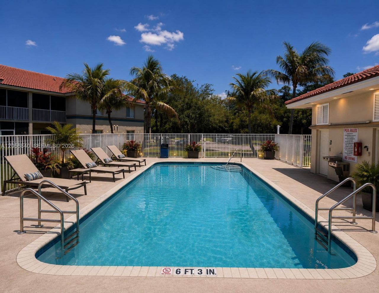 1133 Golden Lakes Blvd, Unit 812, West Palm Beach, FL 33411 Photo