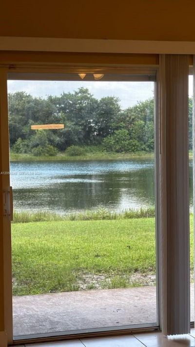 1133 Golden Lakes Blvd, Unit 812, West Palm Beach, FL 33411 Photo