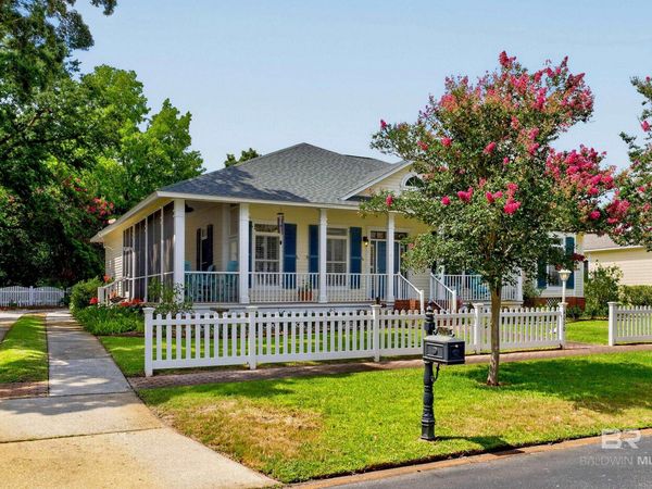 4010 Azure Way, Pensacola, FL 32507