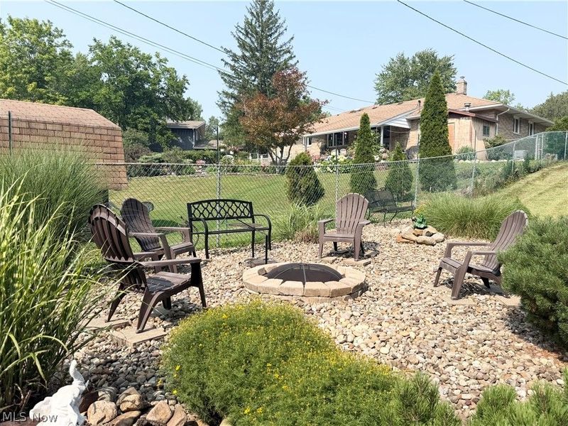 8124 Forest Court N, North Royalton, OH 44133 Photo 31